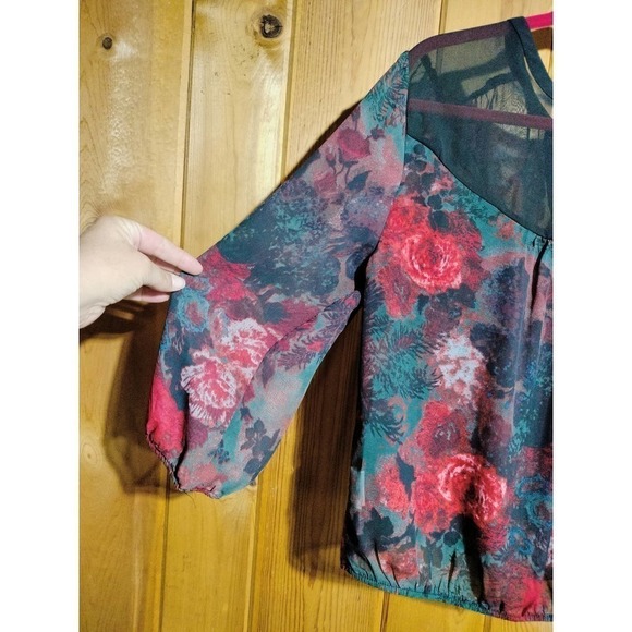 Lily Rose black and red floral blouse woman size XL - Picture 6 of 6